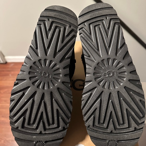 Ugg Classic Ultra Mini - Picture 5 of 5